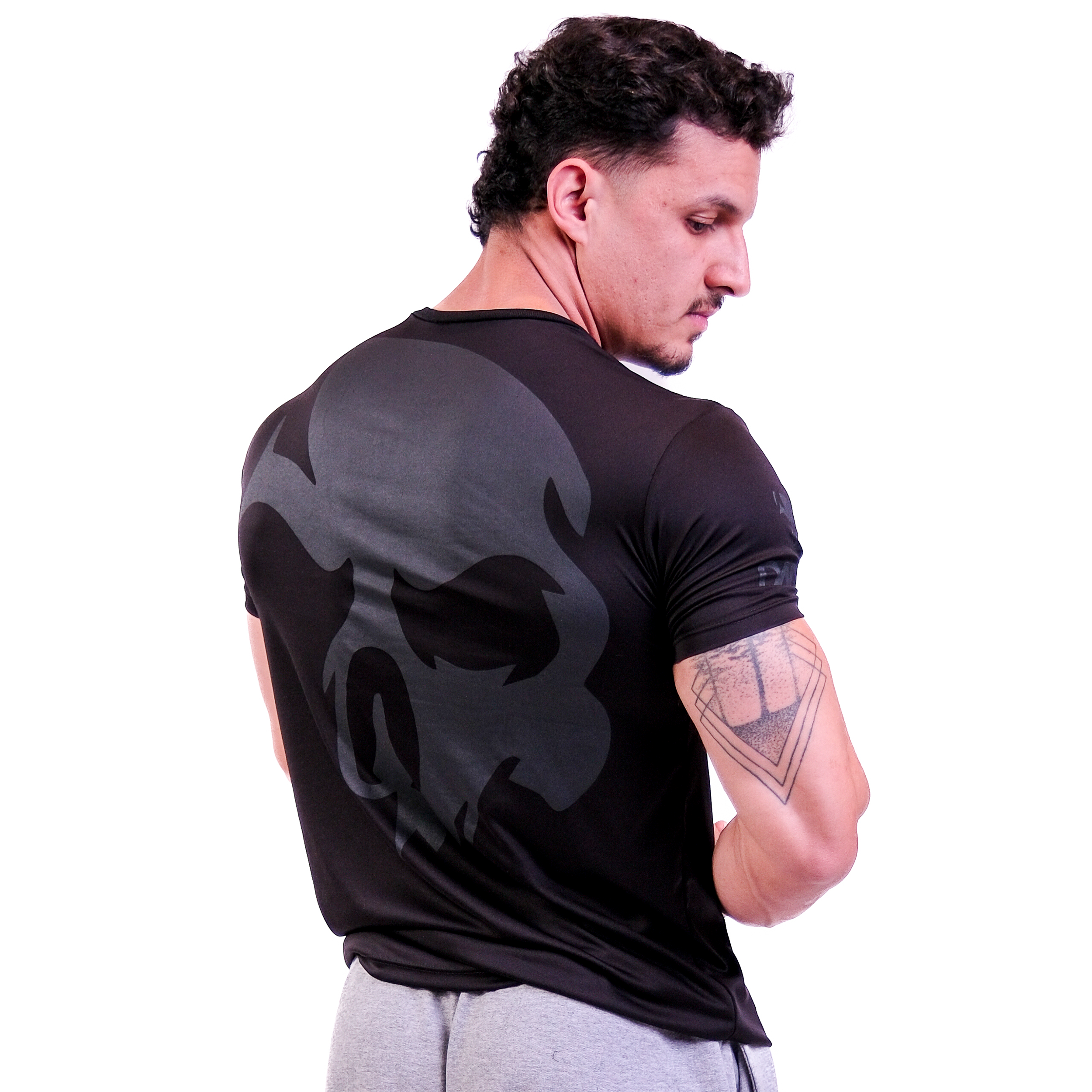 Camiseta Dry-fit Preta Caveira Dark Lab