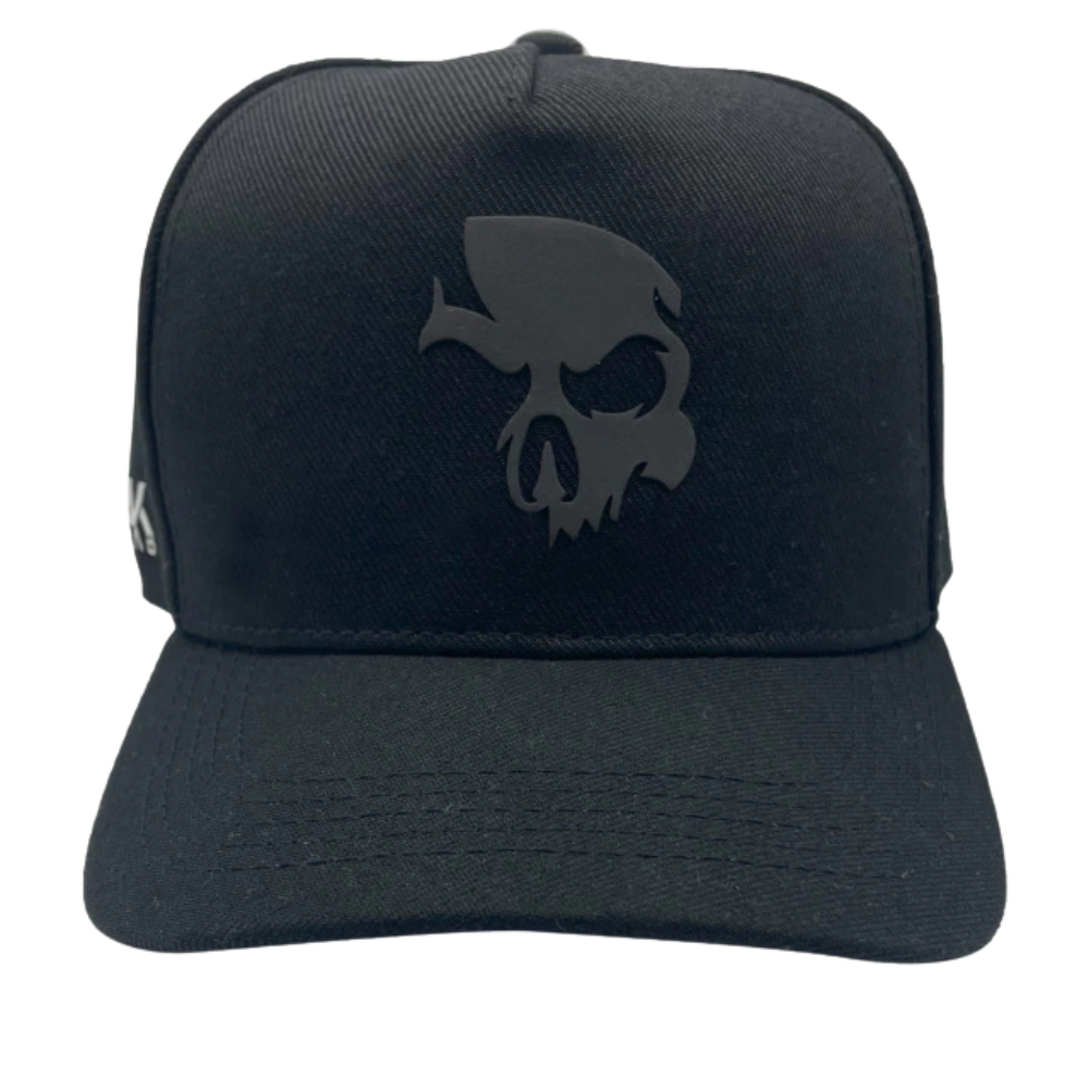 Boné Snapback da marca Dark Lab de frente mostrando a caveira símbolo da marca