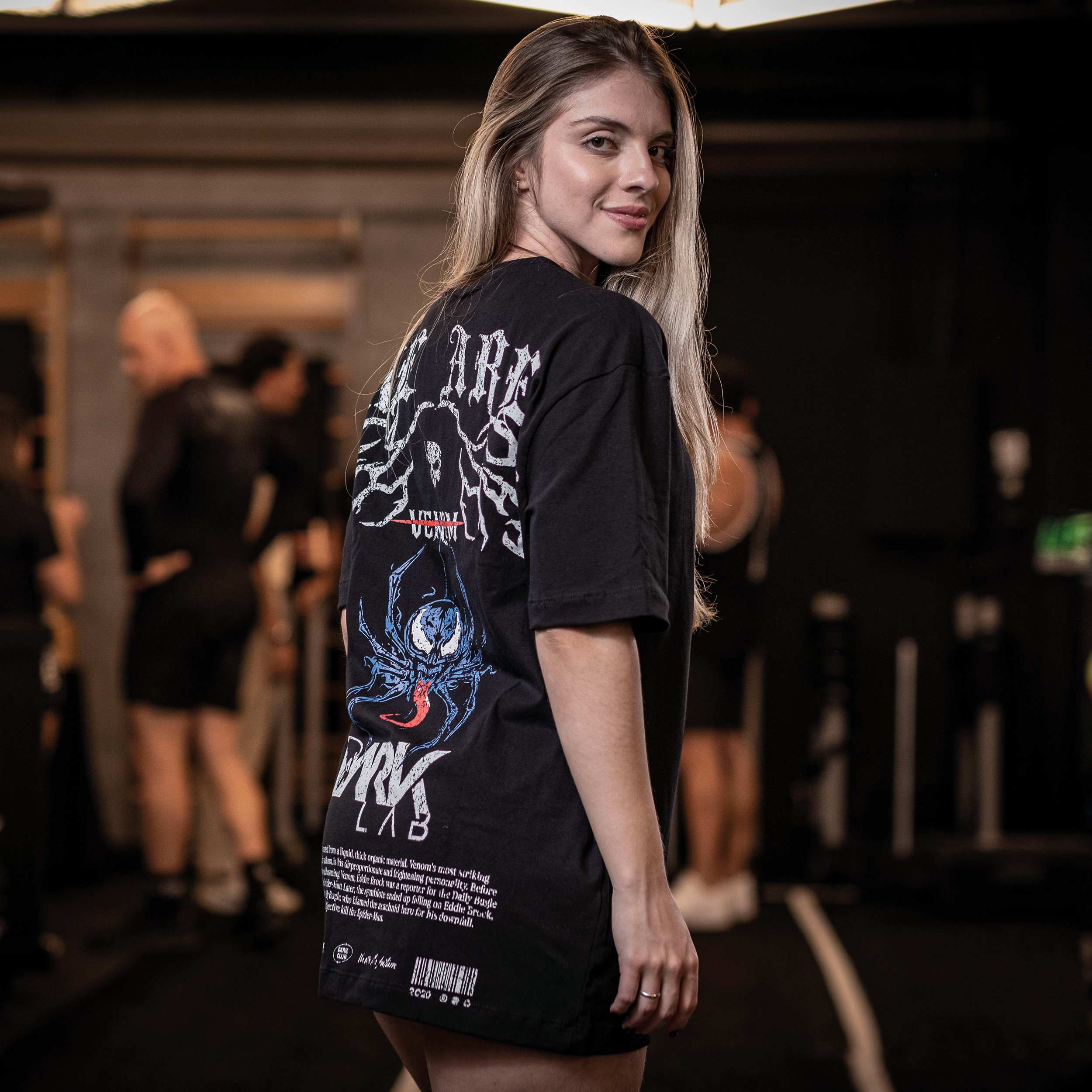 Camiseta Oversized Aranha - Dark Lab