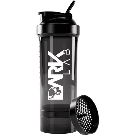 Coqueteleira de Academia Preta com 700ml com Marcação da Marka Dark Lab com a logo da marca