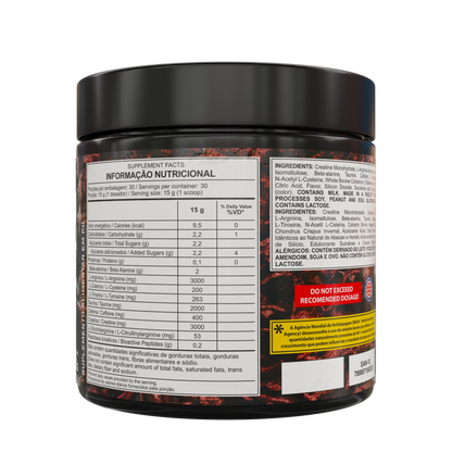 Parte de trás do pote de 450g do pré-treino Carnage Underground pre workout mostrando as informações nutricionais do suplemento.