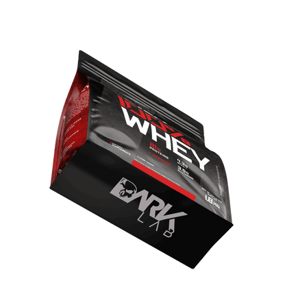 Detalhe mostrando a logo da Dark Lab no fundo da embalagem de 1,8k de whey protein 100%