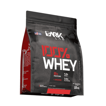 Embalagem de 1,8k de whey protein 100% da marca Dark Lab mostrando da parte lateral